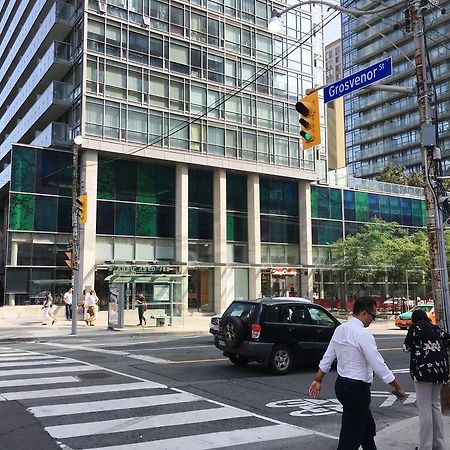 Canada Suites - 832 Bay St. Toronto Bagian luar foto