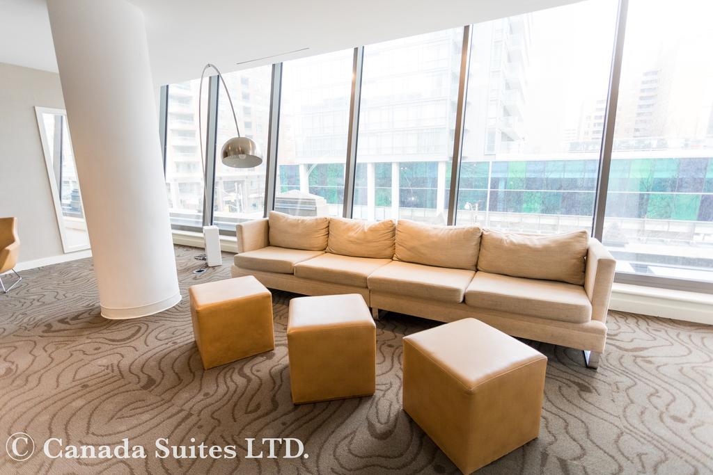 Canada Suites - 832 Bay St. Toronto Bagian luar foto