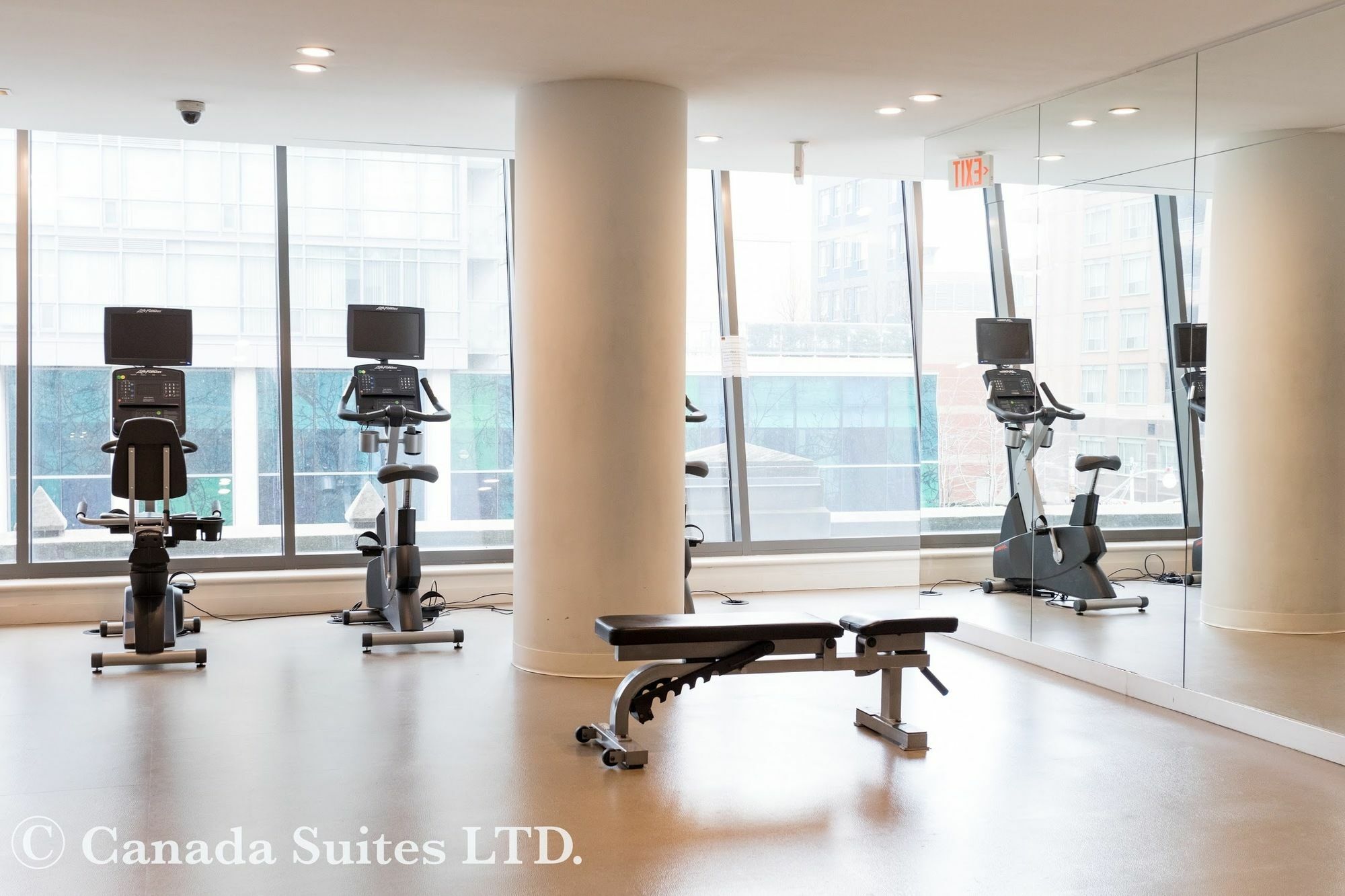 Canada Suites - 832 Bay St. Toronto Bagian luar foto